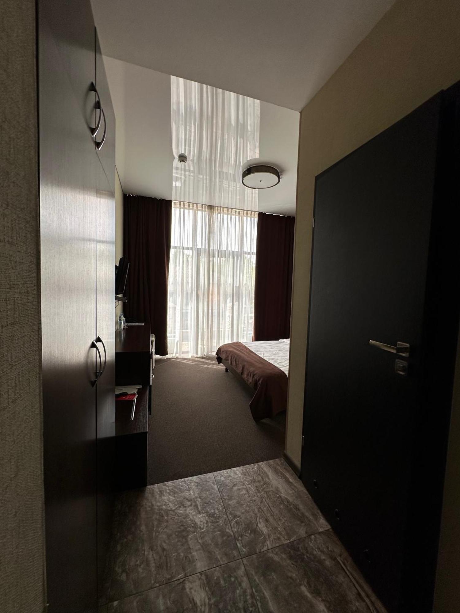 Hotel Atmosphere Poltava Exterior foto